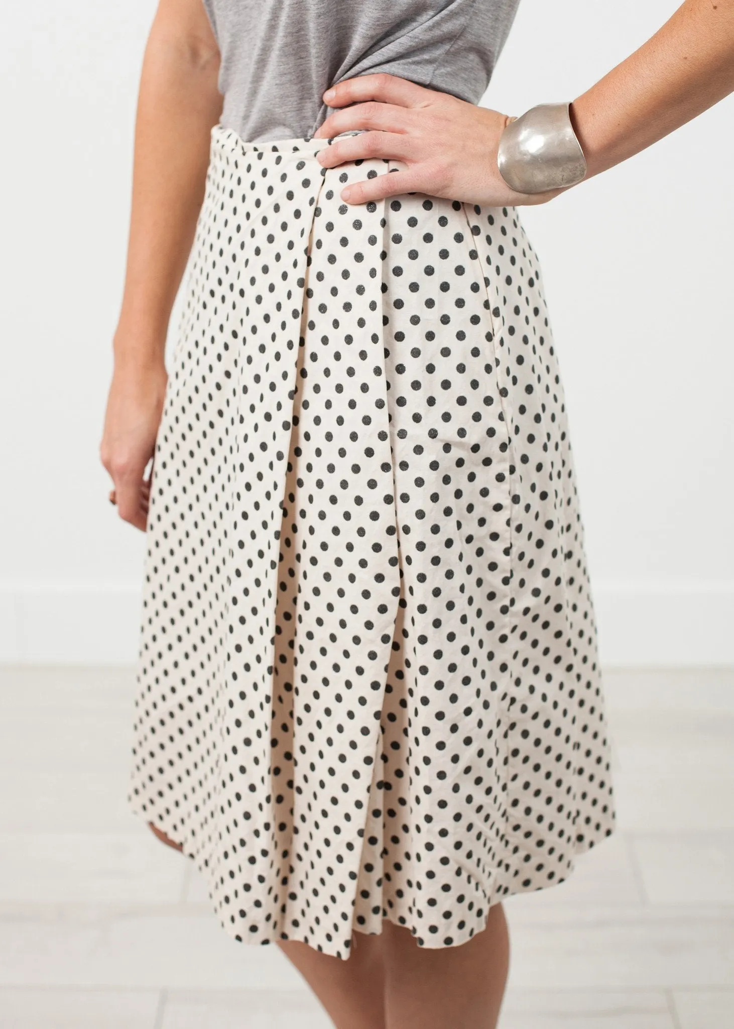 Pleated Skirt in Glitter Dots